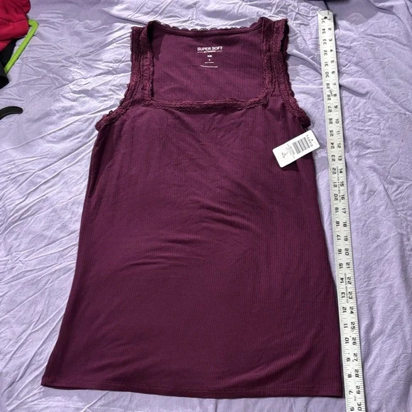 Torrid size 1 rib super soft cami with lace details NWT in purple - Picture 1 of 7